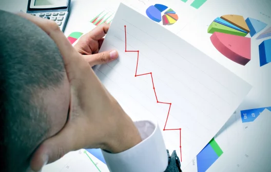 "7 estratégias infalíveis para superar crises empresariais e salvar seu negócio!"