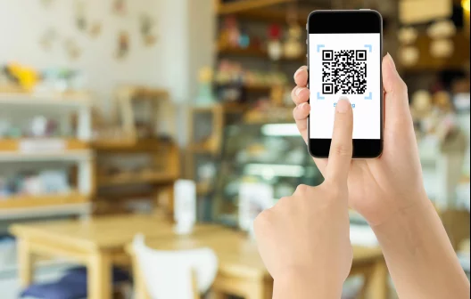 "Descubra o Melhor Método de Pagamento: NFC ou QR Code? Conheça as Diferenças e Escolha o Mais Conveniente Para Você!"