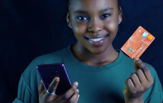 "Descubra tudo sobre os cartões para jovens: como funcionam e quais as vantagens!"