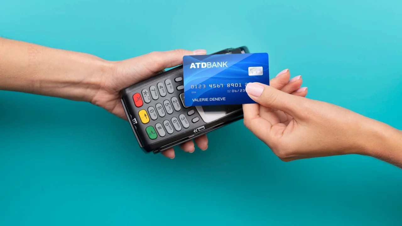 7 melhores cartões de crédito com limite de R$ 1 mil