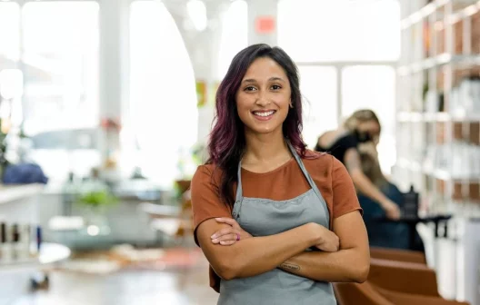 "Quer dizer adeus à CLT? Descubra 4 dicas essenciais para se tornar um empreendedor de sucesso!"