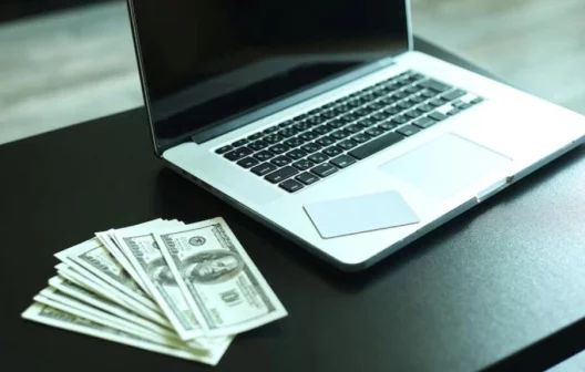 "Aprenda agora como enriquecer online com 6 estratégias infalíveis!"