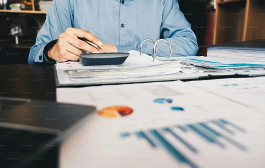 "Descubra como a reserva de contingência pode salvar sua empresa em momentos de crise! Saiba mais aqui"