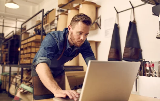"Descubra os segredos para comprovar sua renda como autônomo! Confira os documentos essenciais!"