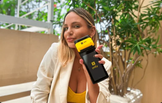 "Descubra porque a Maquininha Yelly é a melhor escolha para o seu negócio!"